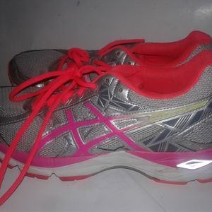 Asics Gray/Pink Size 8 1/2